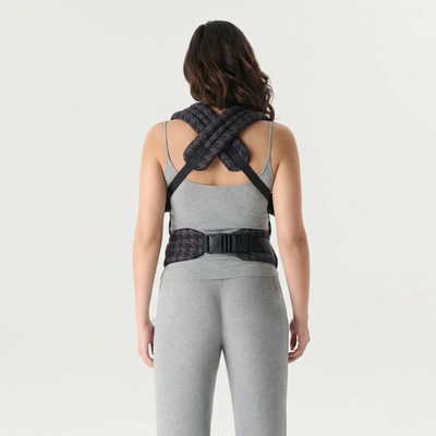 The Mama Carrier - Onyx Houndstooth Grey